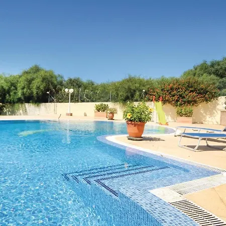 4 Bedroom Awesome In * Marbella
