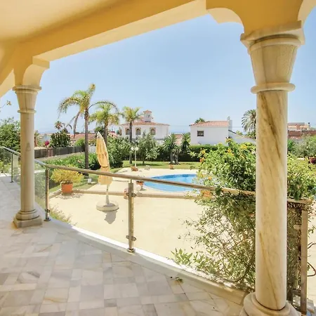 Holiday home 4 Bedroom Awesome In Marbella