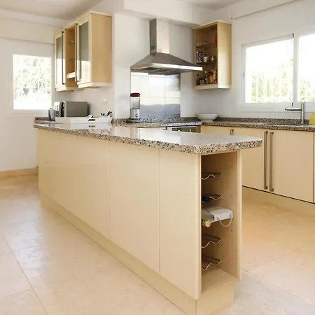 4 Bedroom Awesome In Marbella