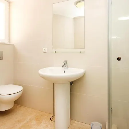 4 Bedroom Lovely In * Marbella