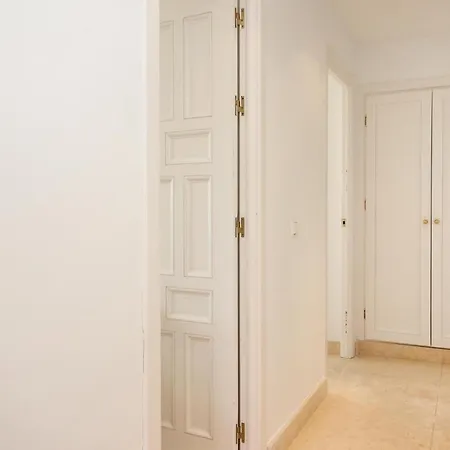 4 Bedroom Lovely In * Marbella