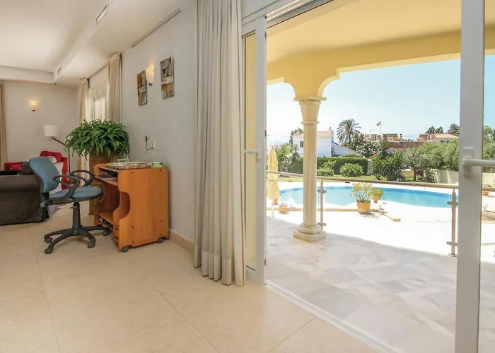 4 Bedroom Lovely In * Marbella