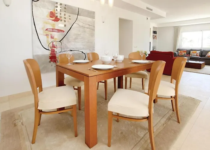 4 Bedroom Lovely In Holiday home Marbella