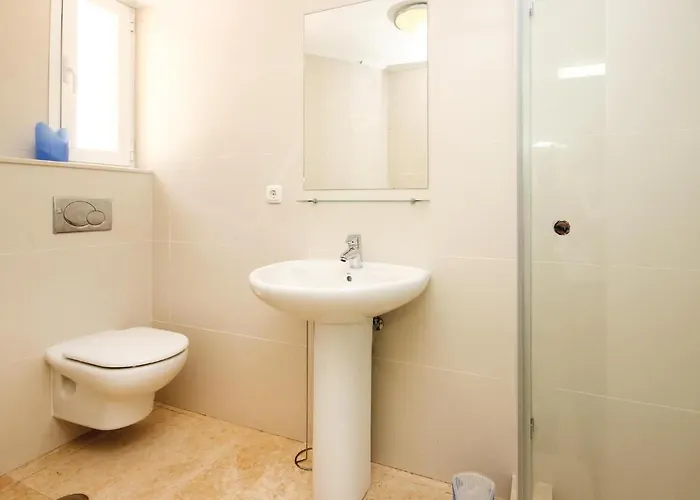 4 Bedroom Lovely In * Marbella