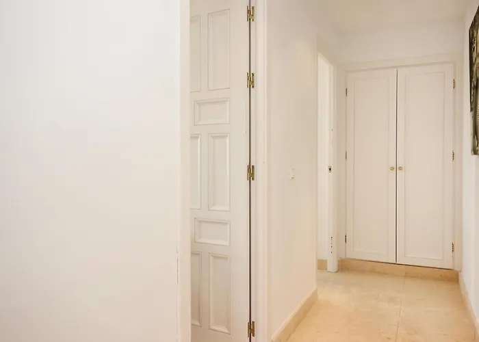 4 Bedroom Lovely In * マルベーリャ